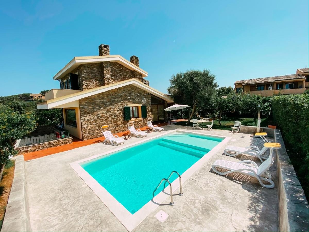 Villa Patrizia Stintino Exterior photo